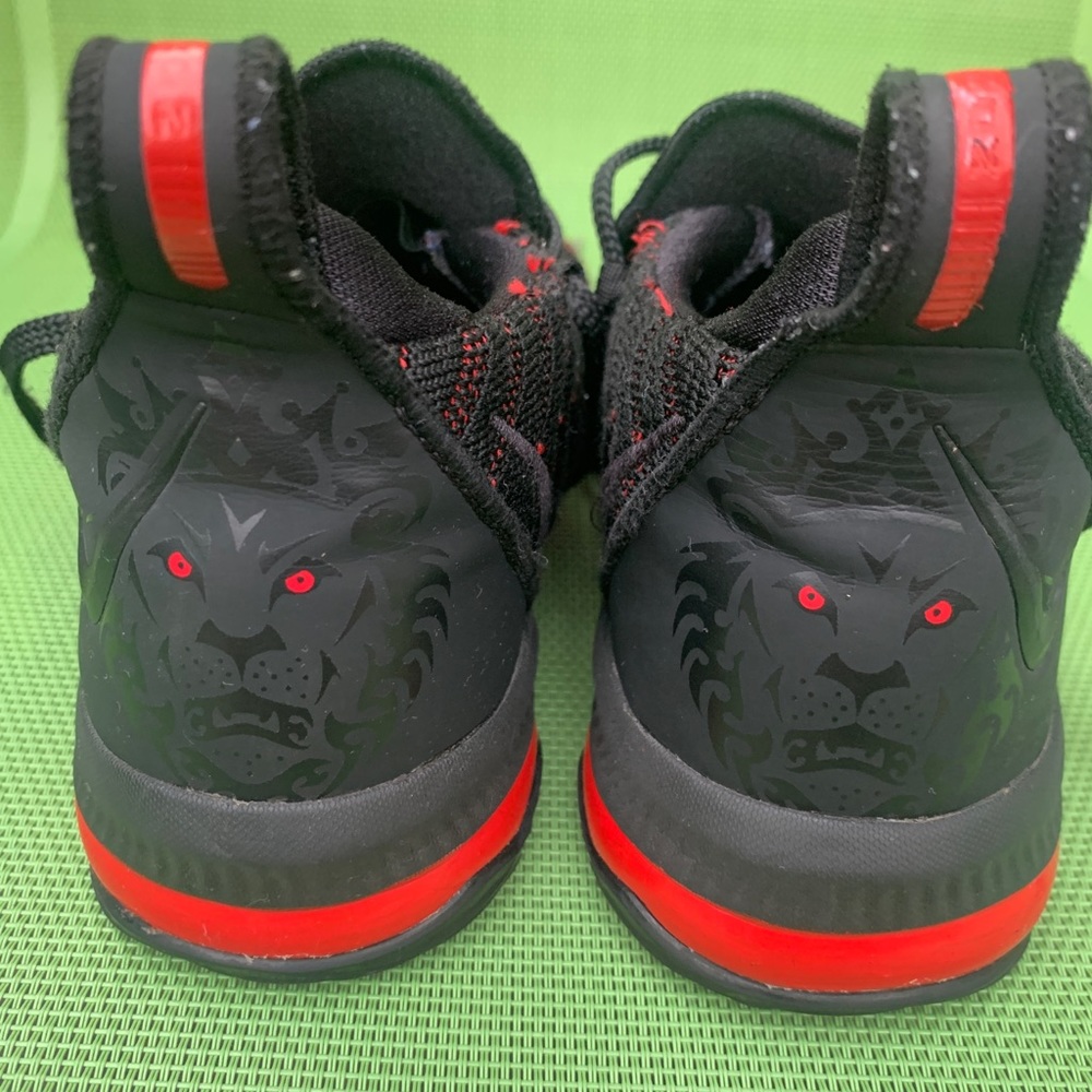 Nike Lebron 16 black and red